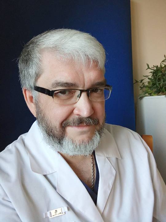 Александр Артемьев